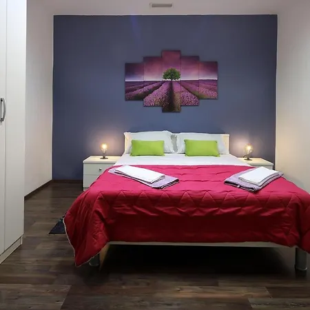 Apartment Retreat *